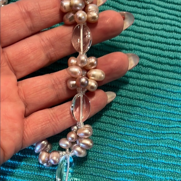 Elegant Pink Beaded Necklace - Picture 2 of 6